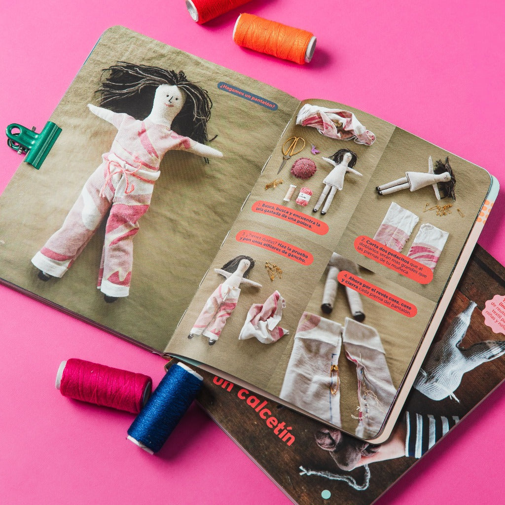 Libro con ocho tutoriales para que los niños y niñas aprendan a cortar, a coser y a bordar a través de la reutilización textil